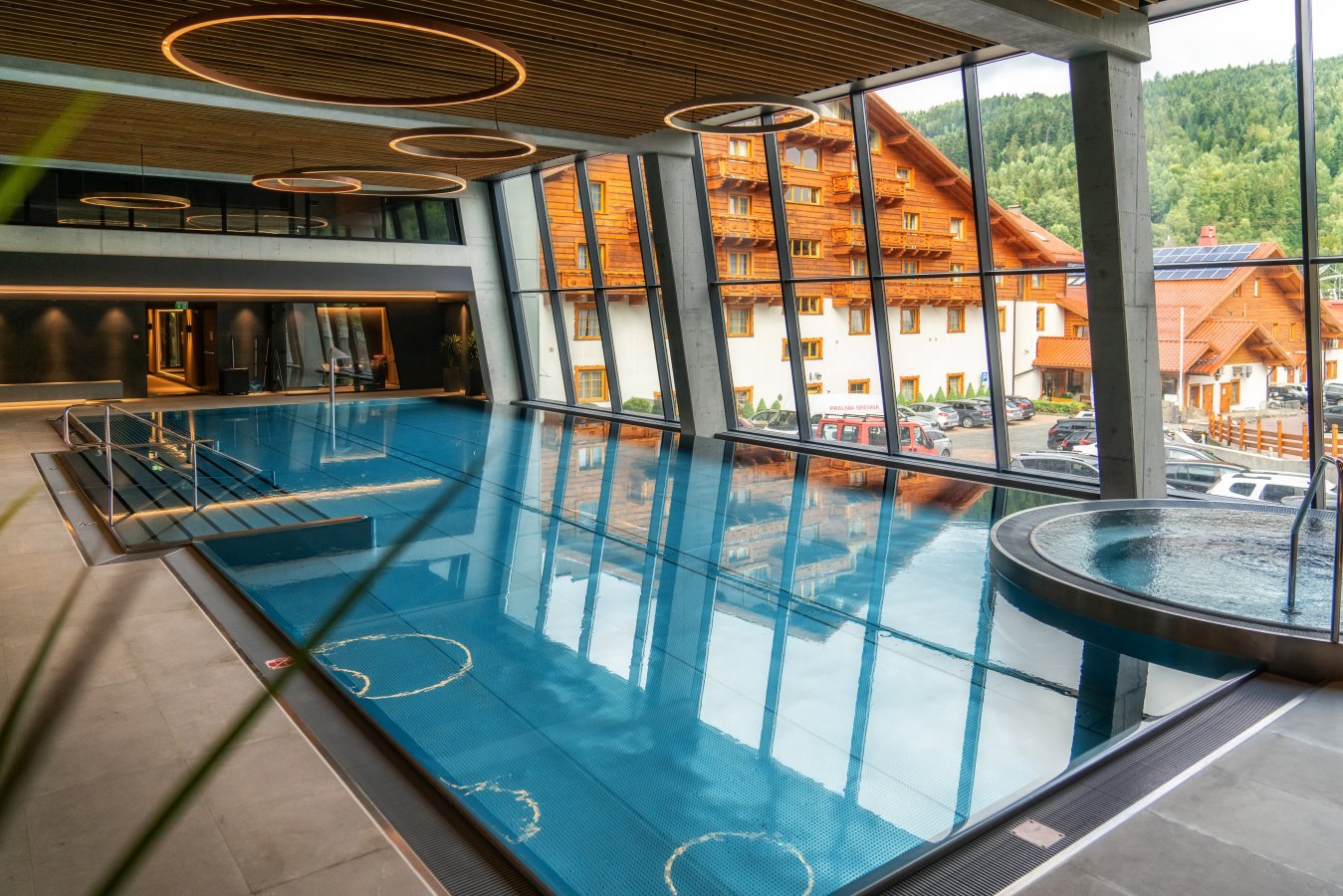 Hotele z basenem w Szczyrku