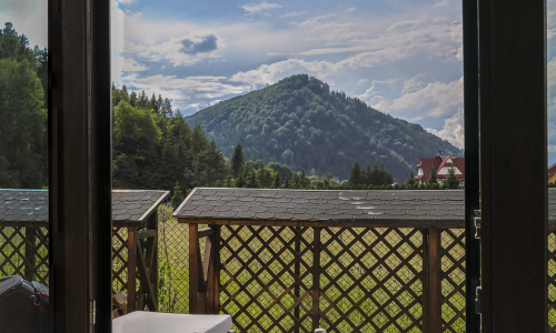 Apartament na Szczycie: Prywatna Sauna, Kominek i Widok na Jarmutę – dwupoziomowy - do 8 osób!