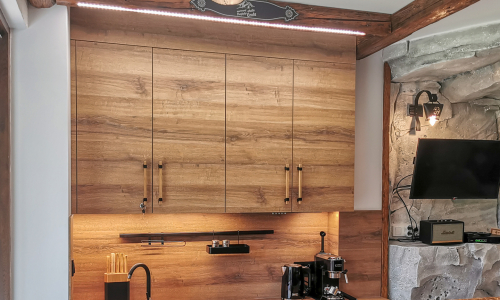 Pienińska Grota: Apartament Studio z Basenem, Kominkiem i Klimatem Skał – Tylko 200m od Stoku!