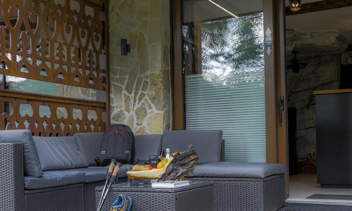 Pienińska Grota: Apartament Studio z Basenem, Kominkiem i Klimatem Skał – Tylko 200m od Stoku!